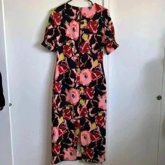 BNWOT Zara Women’s floral midi  dress size M - Picture 3 of 4